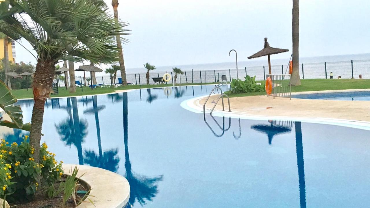 Mi Capricho B16 Beachfront Apartment 라칼라데미야스 외부 사진