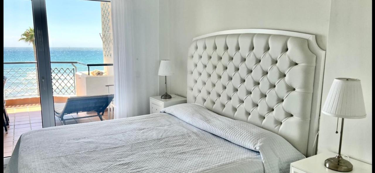 Mi Capricho B16 Beachfront Apartment 라칼라데미야스 외부 사진