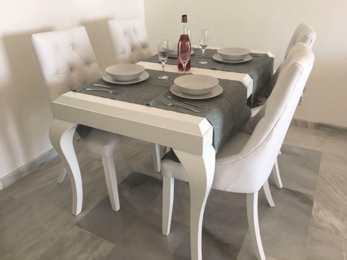 Mi Capricho B16 Beachfront Apartment 라칼라데미야스 외부 사진