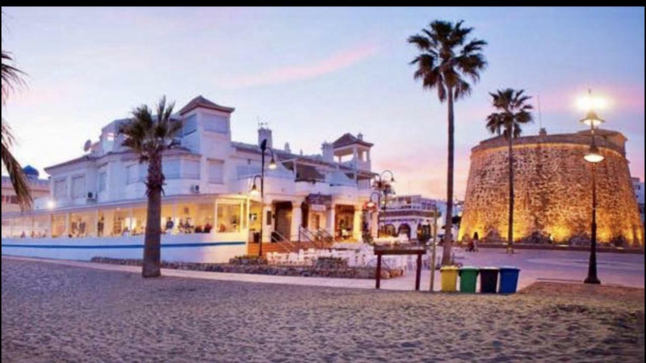 Mi Capricho B16 Beachfront Apartment 라칼라데미야스 외부 사진